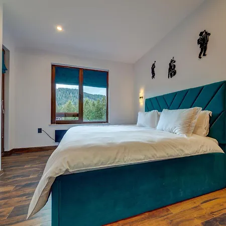 Apartment Away From 538 *