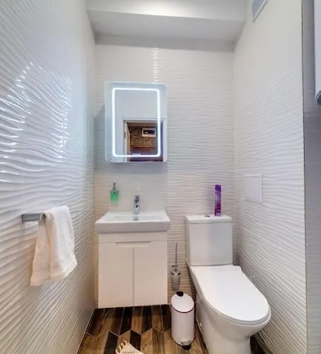 Away From 538 Apartment *